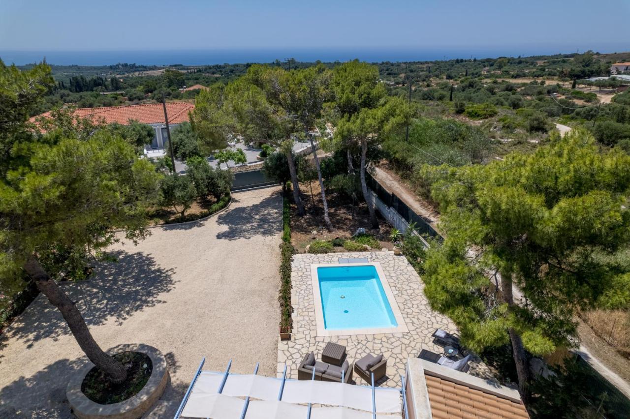 Ponderosa Villa Lixouri Bagian luar foto