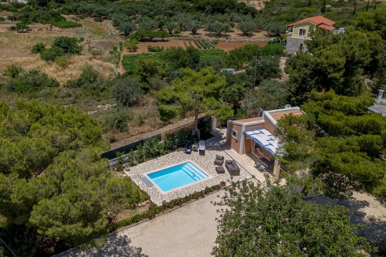 Ponderosa Villa Lixouri Bagian luar foto