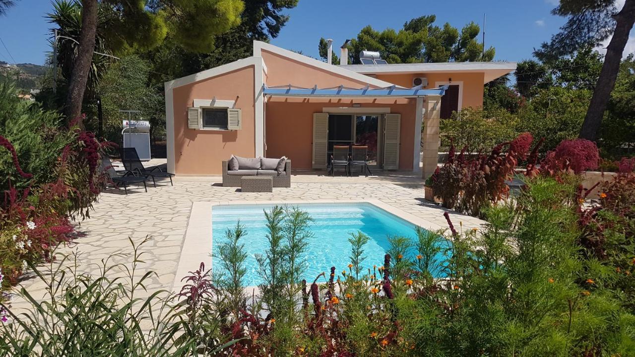 Ponderosa Villa Lixouri Bagian luar foto
